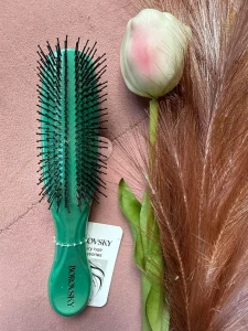 Scalp Brush Borovsky Green Apple Szczotka do pielęgnacji włosów i skóry głowy